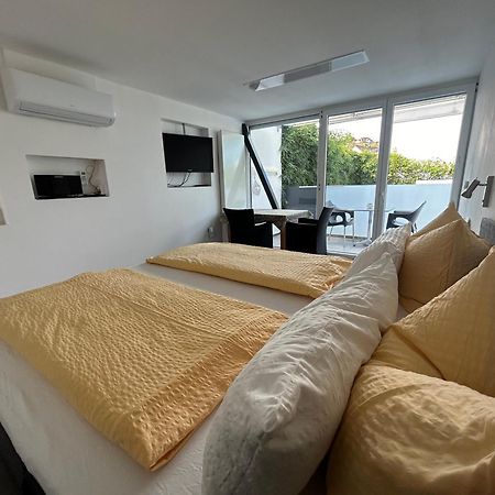 Gaestehaus Sommertal Mit Pool Im Garten, Eigener Parkplatz, 800M Zum Bodensee, 300M Zur Altstadt Meersburg Εξωτερικό φωτογραφία