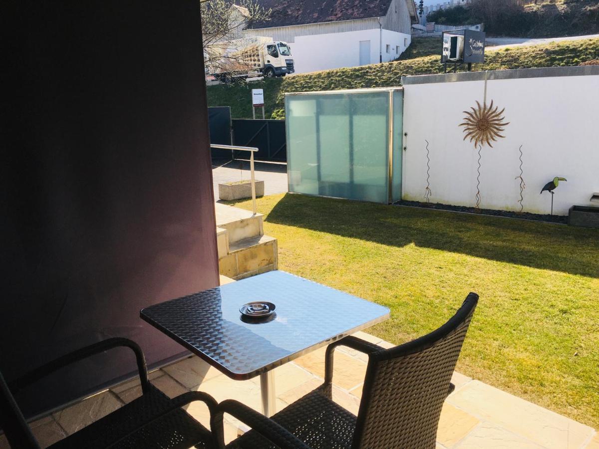 Gaestehaus Sommertal Mit Pool Im Garten, Eigener Parkplatz, 800M Zum Bodensee, 300M Zur Altstadt Meersburg Εξωτερικό φωτογραφία