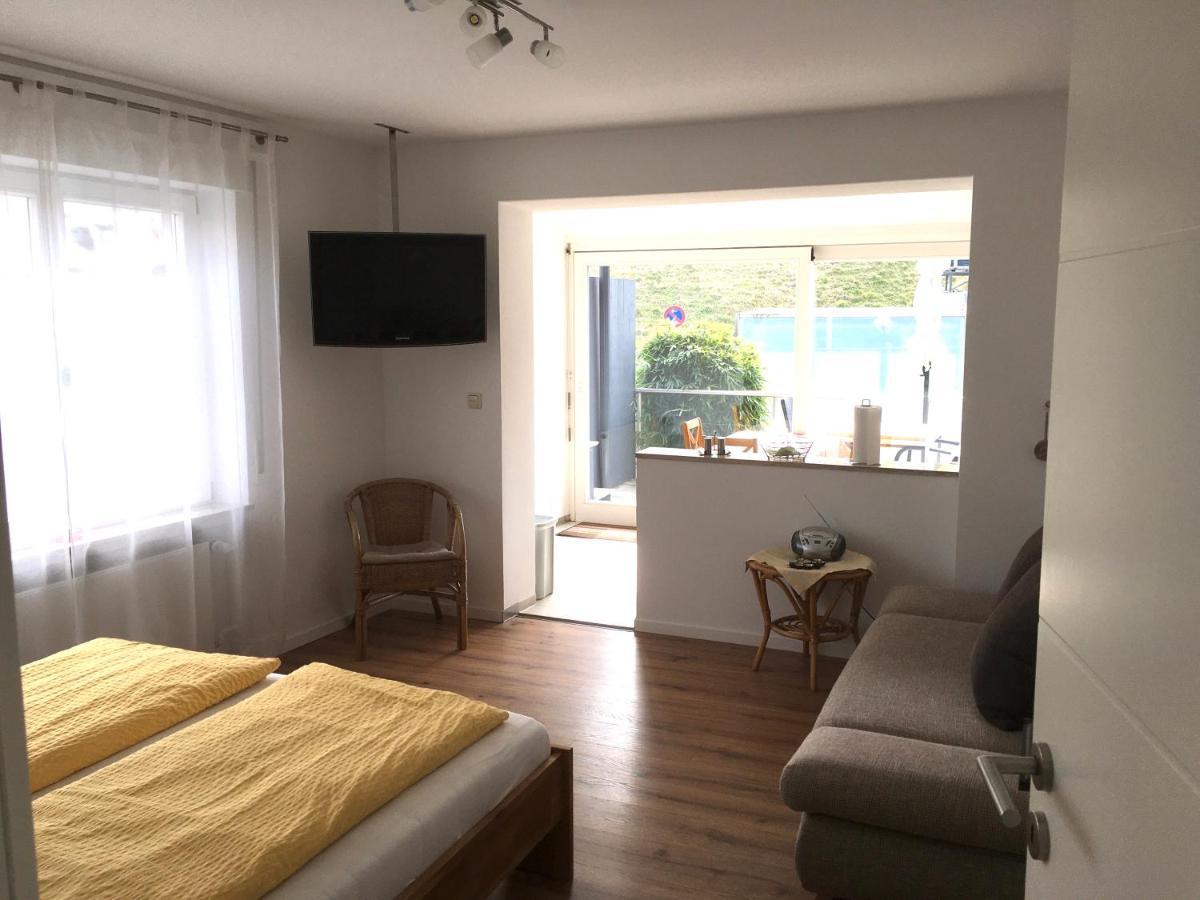 Gaestehaus Sommertal Mit Pool Im Garten, Eigener Parkplatz, 800M Zum Bodensee, 300M Zur Altstadt Meersburg Εξωτερικό φωτογραφία