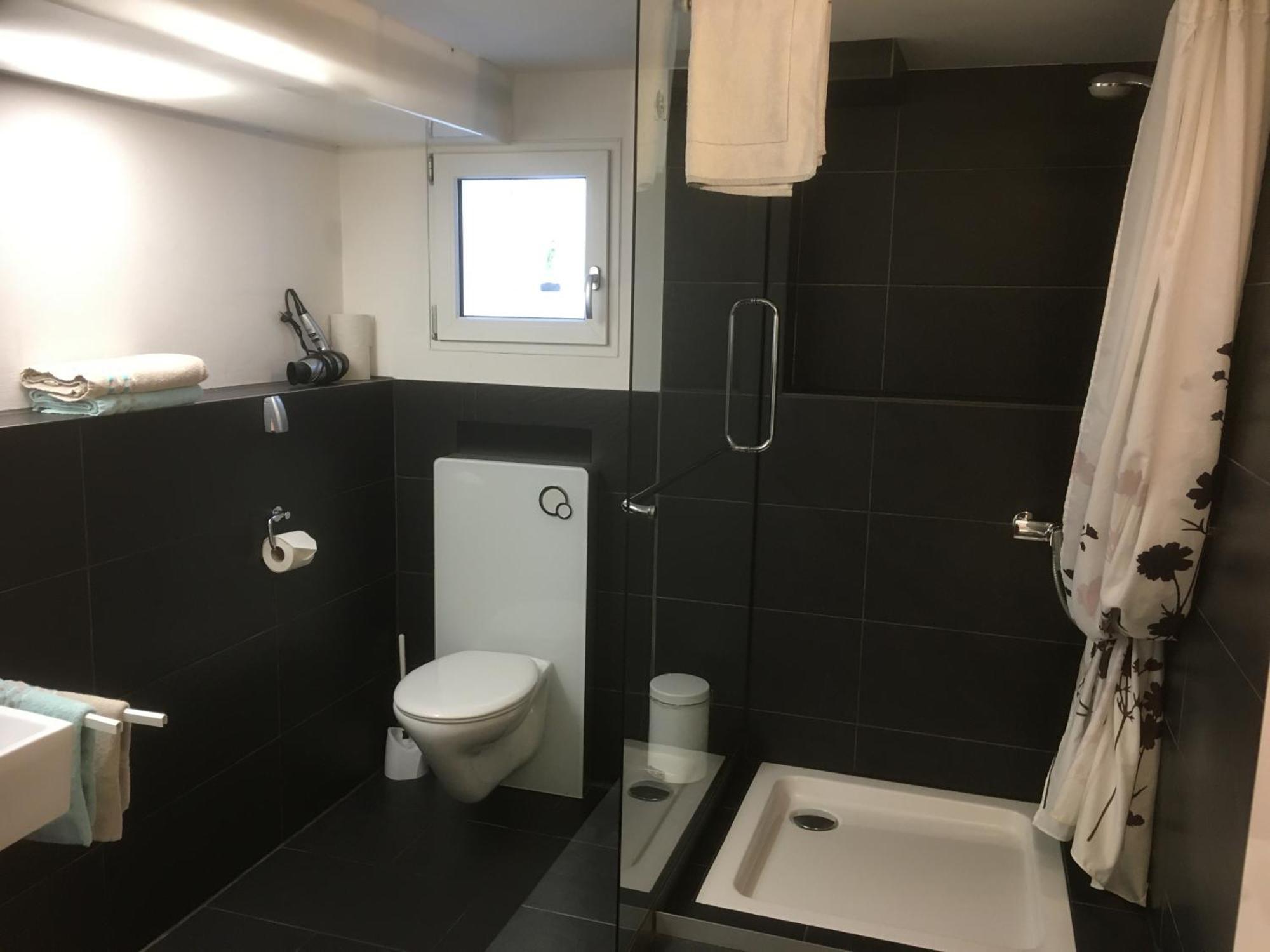 Gaestehaus Sommertal Mit Pool Im Garten, Eigener Parkplatz, 800M Zum Bodensee, 300M Zur Altstadt Meersburg Δωμάτιο φωτογραφία
