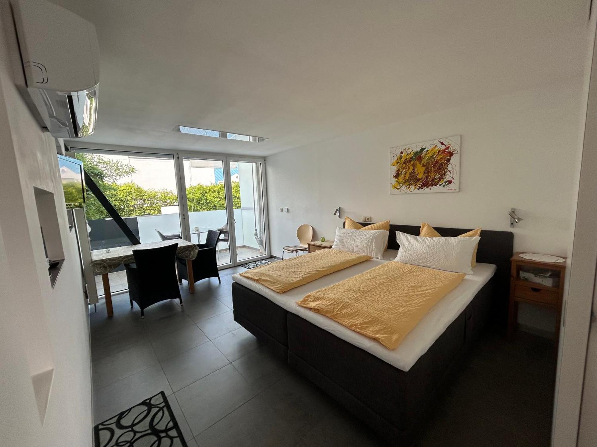Gaestehaus Sommertal Mit Pool Im Garten, Eigener Parkplatz, 800M Zum Bodensee, 300M Zur Altstadt Meersburg Εξωτερικό φωτογραφία