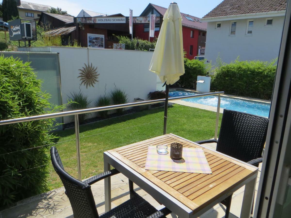Gaestehaus Sommertal Mit Pool Im Garten, Eigener Parkplatz, 800M Zum Bodensee, 300M Zur Altstadt Meersburg Εξωτερικό φωτογραφία