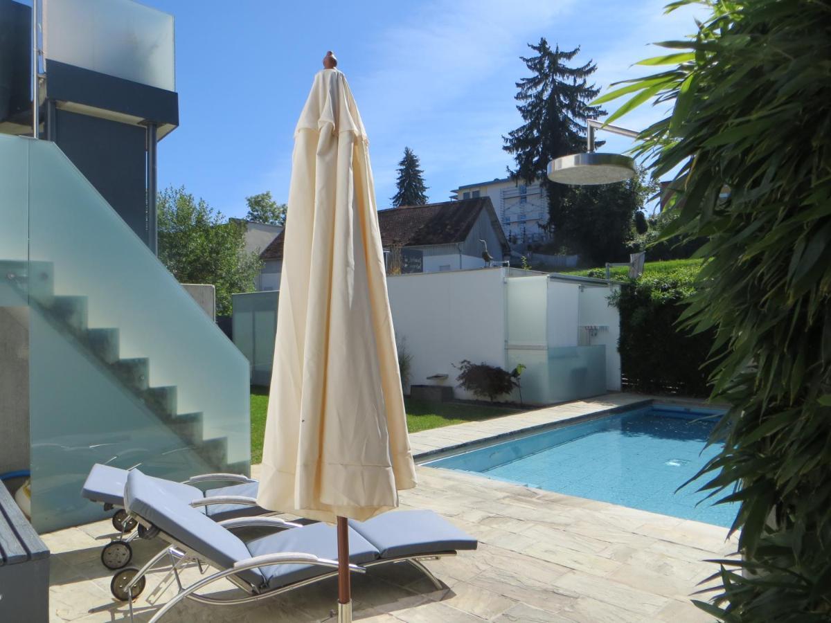 Gaestehaus Sommertal Mit Pool Im Garten, Eigener Parkplatz, 800M Zum Bodensee, 300M Zur Altstadt Meersburg Εξωτερικό φωτογραφία